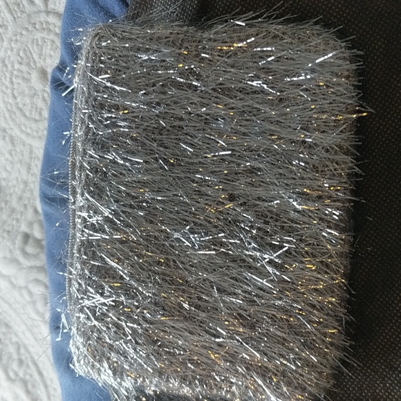 Silver MAC mini clutch - Picture 1 of 5